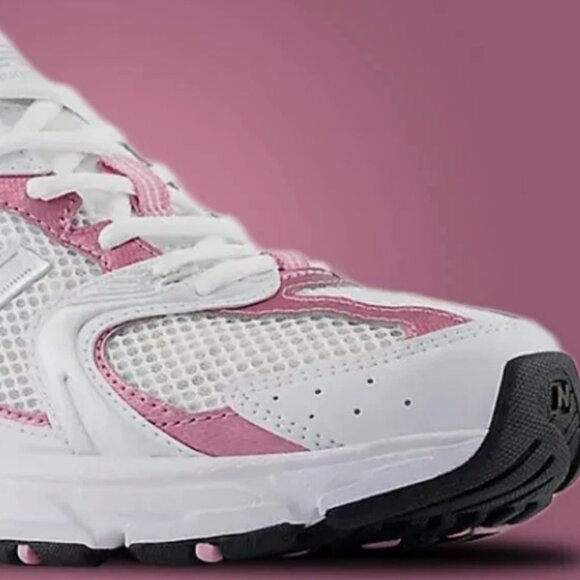 NEW BALANCE 530 Sneakers in White Pink Metallic Size 10 Brand New in Box main image 6